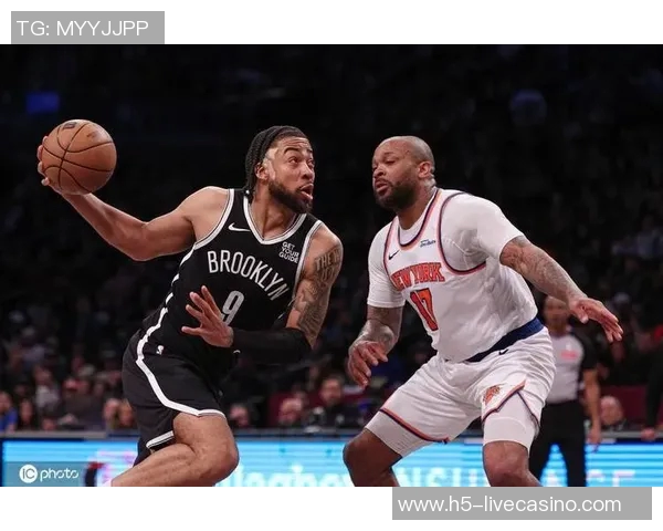 沙梅特与沃特福特联手发威尼克斯力克篮网晋级首轮对阵活塞